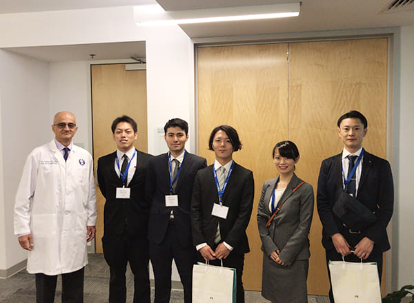 2019年アメリカボストン短期留学引率インストラクター（タフツ大学歯学部長と）