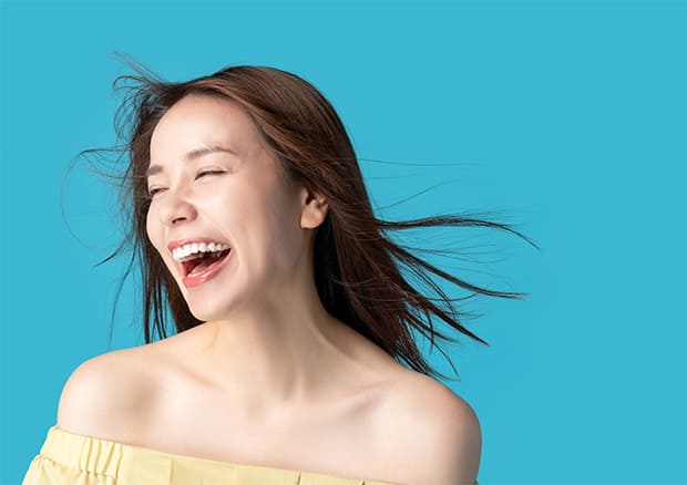 輝く笑顔で、第一印象をアップ！